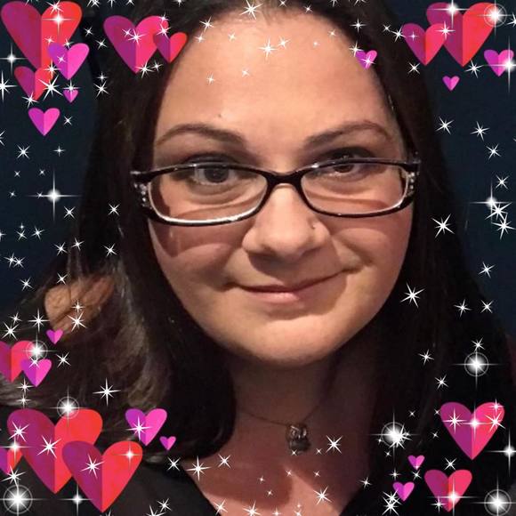 Meet your Posher, Lisa - Picture 1 of 1